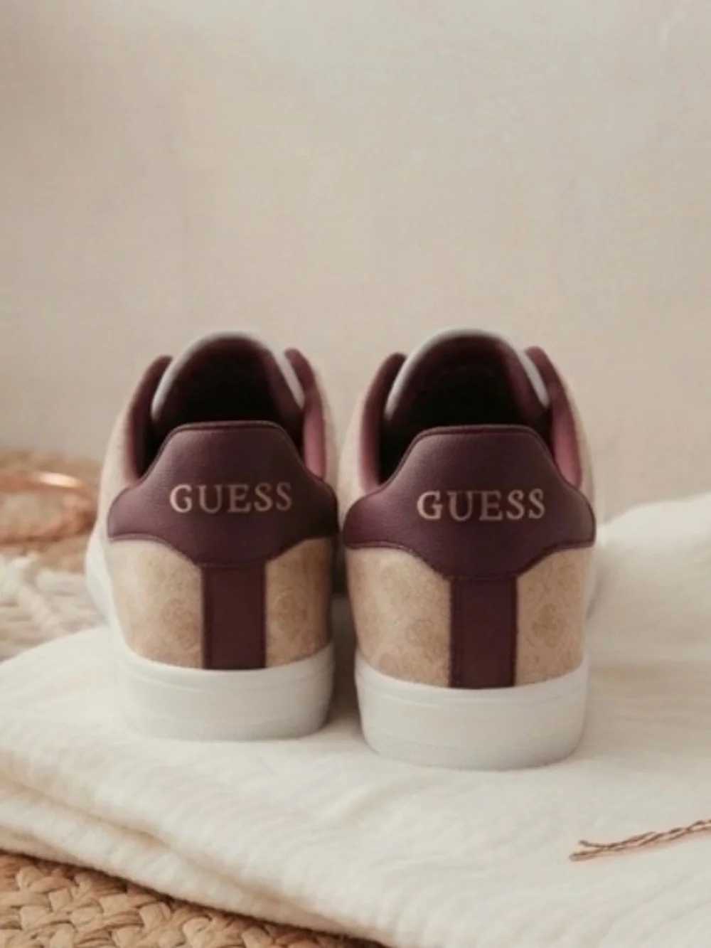 G by Guess Quilted White and Burgundy Low-Top Sneakers